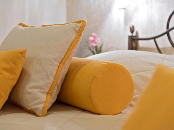 Ionas Boutique Hotel : photo 5 de la chambre chambre double - rez-de-chaussée