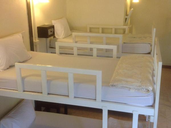 Ibiza Phi Phi : photo 2 de la chambre lit dans un dortoir mixte de 10 lits