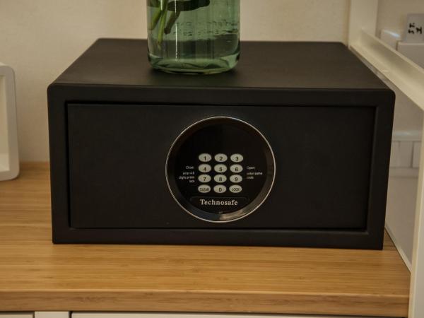 Petrosino : photo 2 de la chambre chambre lit king-size avec balcon