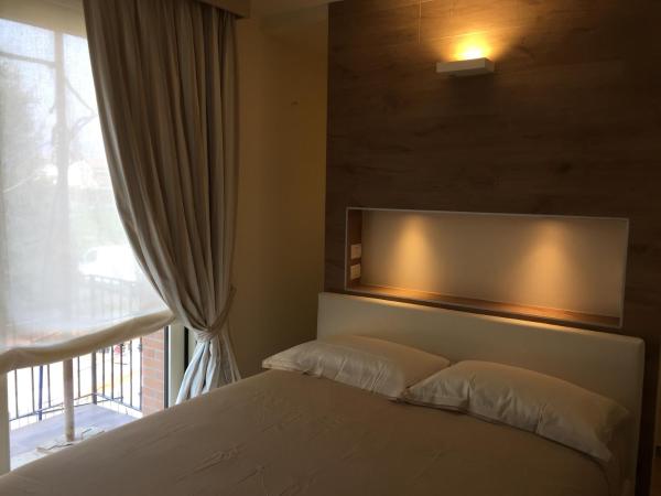 Relais Dei Mandorli : photo 4 de la chambre chambre double ou lits jumeaux avec salle de bains privative