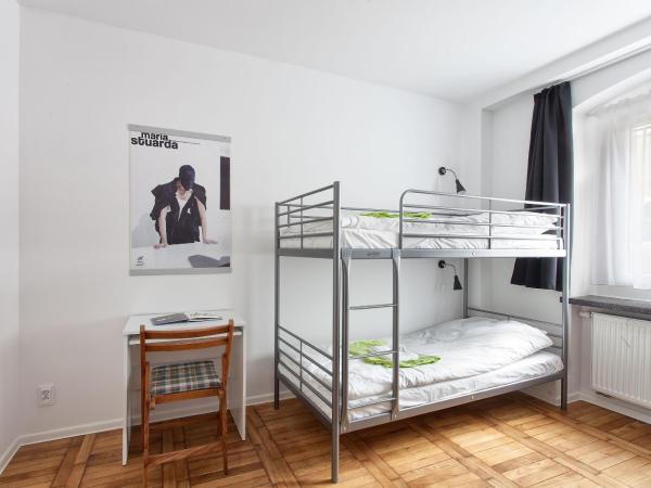 Opera Hostel : photo 1 de la chambre lit dans dortoir mixte de 4 lits