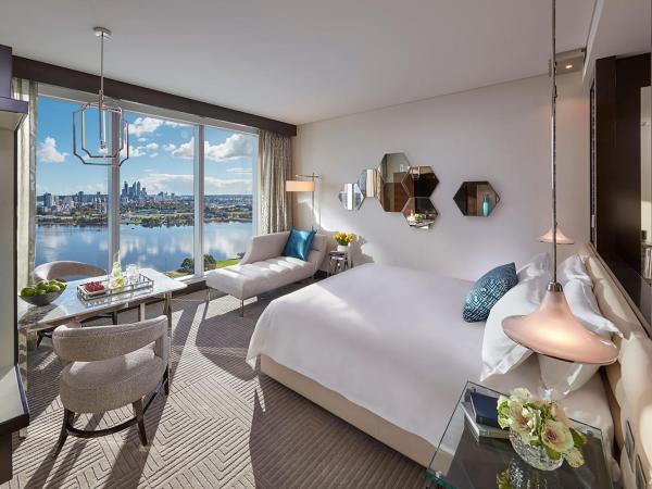 Crown Towers Perth : photo 3 de la chambre chambre lit king-size premier