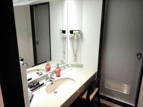 Green Rich Hotel Nishitetsu Ohashi Ekimae : photo 2 de la chambre chambre triple - non-fumeurs