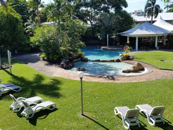Cairns Gateway Resort : photo 2 de la chambre studio - vue sur piscine