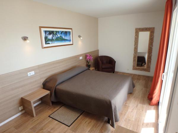 Residence Veles Plage : photo 2 de la chambre appartement 2 chambres avec terrasse (4 personnes - vue sur mer - deuxième Étage)