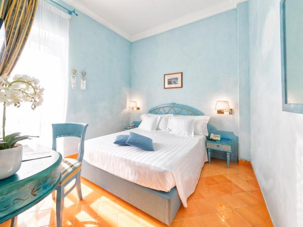 Miramare E Castello : photo 1 de la chambre chambre double ou lits jumeaux classique