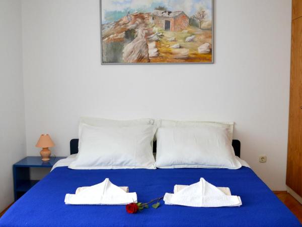 Rooms Lux : photo 6 de la chambre chambre double deluxe avec balcon - vue sur mer