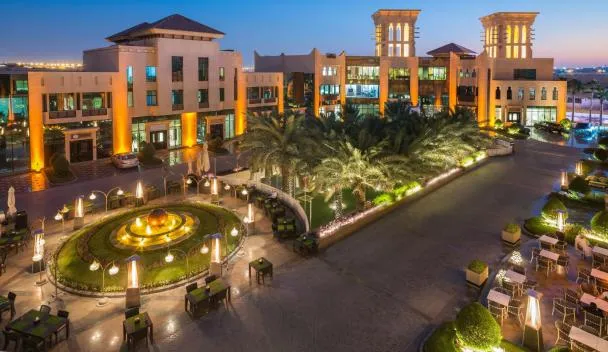 AL MASHREQ BOUTIQUE