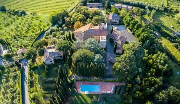 Borgo La Torre alle Tolfe, Siena, Toscana