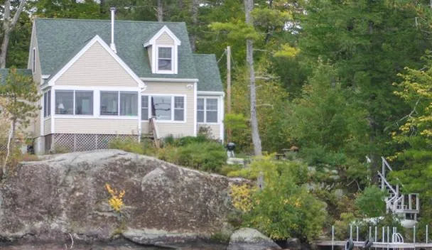 Waterfront Delight at Spindle Point, Meredith (updated prices 2026)