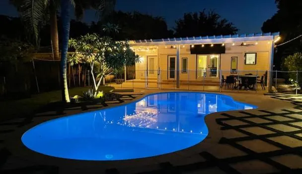 Victoria Park Oasis with Heated Pool and More, Fort Lauderdale ...