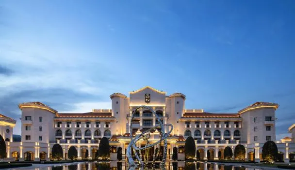 Suning Zhongshan Golf Resort,南京(2026最新房价)