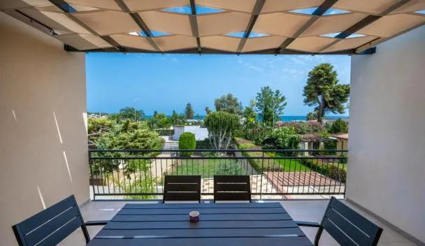 Villa Nisa Apartment Sea View, Fontane Bianche (aktualisierte Preise ...