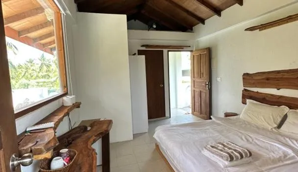 Aqua oasis, Thoddoo (updated prices 2026)