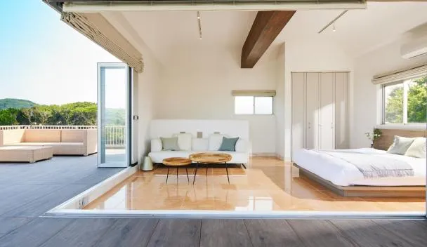 葉山の別荘　Hayama’s Old Villas 葉山町の家 ｜ Hayama house | Architect: Masatoshi Yashima