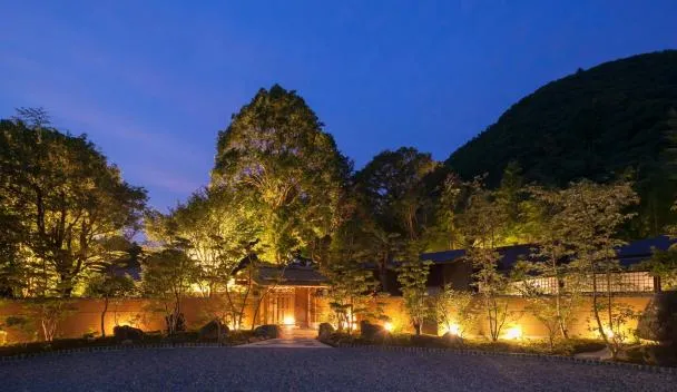 ufufuさま 53049454.webp?k=