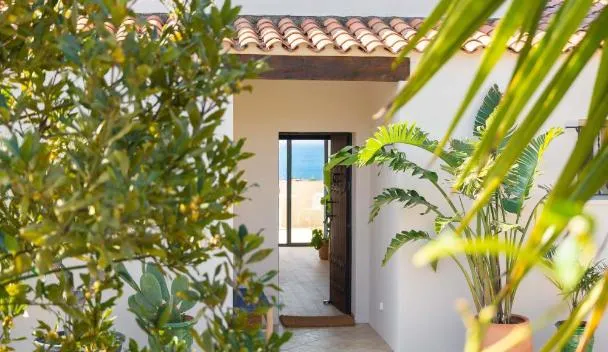 Les Cactus Bleus, Sausset-les-Pins (updated prices 2026)