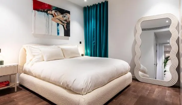 Luxurious Haven in Iconic Battersea Power Station, London (updated ...