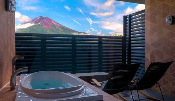 山の形の自然石 木製台座付き 石 山 富士山 FUJI 山の形の自然石 木製