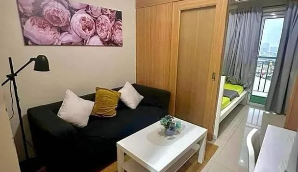 Shell Residence Mall of Asia, Manila (updated prices 2026)