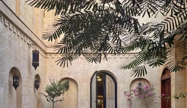 AL AZHAR