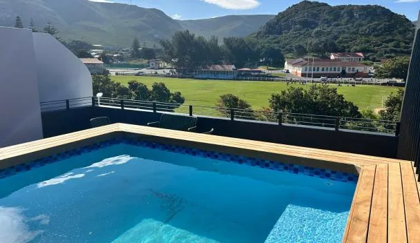 Stylish Stay in Central Hermanus with Pool & Mountain Views, Hermanus ...