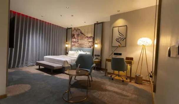 GOLDEN NEW HIRA HOTEL