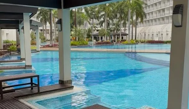 Shell and Shorline Bliss Manila Staycation, Manila (updated prices 2026)