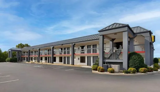 Super 8 by Wyndham Bulls Gap Greeneville Area, Bulls Gap (updated