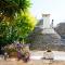 Trullo Giardino Fiorito-10