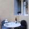 LG House with balcony near Ponte Vecchio-19