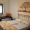 Casa della nonna per voi parcheggio gratuito condizionatore portatile CIR 0052-6