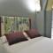 Anna & Salvo's House-23