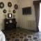 La casa sulla piazza (Historic apartment)-11