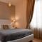 Lainez Rooms & Suites-49