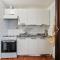 Camogli Bright Apartment with Parking-7