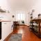 Historic center! Charming traditional Florentine building - AC,WiFi - By LikeHomeFlorence-2