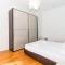 GuestHost - Porta Nuova & Parco del Valentino Roomy Flat-21