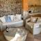 Charming Holiday Home-13
