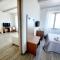 La Promenade Rooms & Suites-4