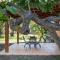 A charming country cottage + bikes and kayaks-45