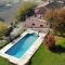 Villa con piscina e intera struttura a uso esclusivo casa del moré-12