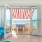 Appartamento fronte mare - Waterfront apartment-0