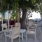 Spacious double room right by the sea-4