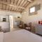 Townhouse in the center of an Apulian town near beaches and cafes-8