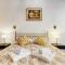 Spanish Steps Spacious Apartment-31