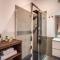 Tritone Top House-77