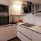 Home Avenue Luxury Townhouse-36