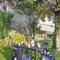 Nice Apartment In Capezzano Pianore