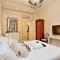 Rome luxury apartment to Spanish Steps-11